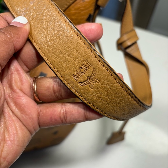 Preloved MCM Cognac hobo bag - Picture 3 of 17
